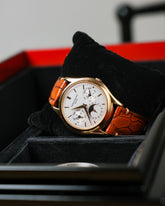 Decima Urushi Lacquered Watch Box